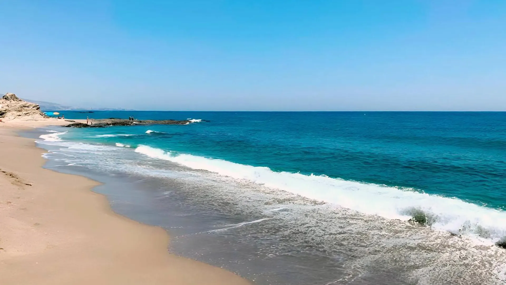 Cubo'S El Faro Beach Apartment With Pool Sitio de Calahonda Spain