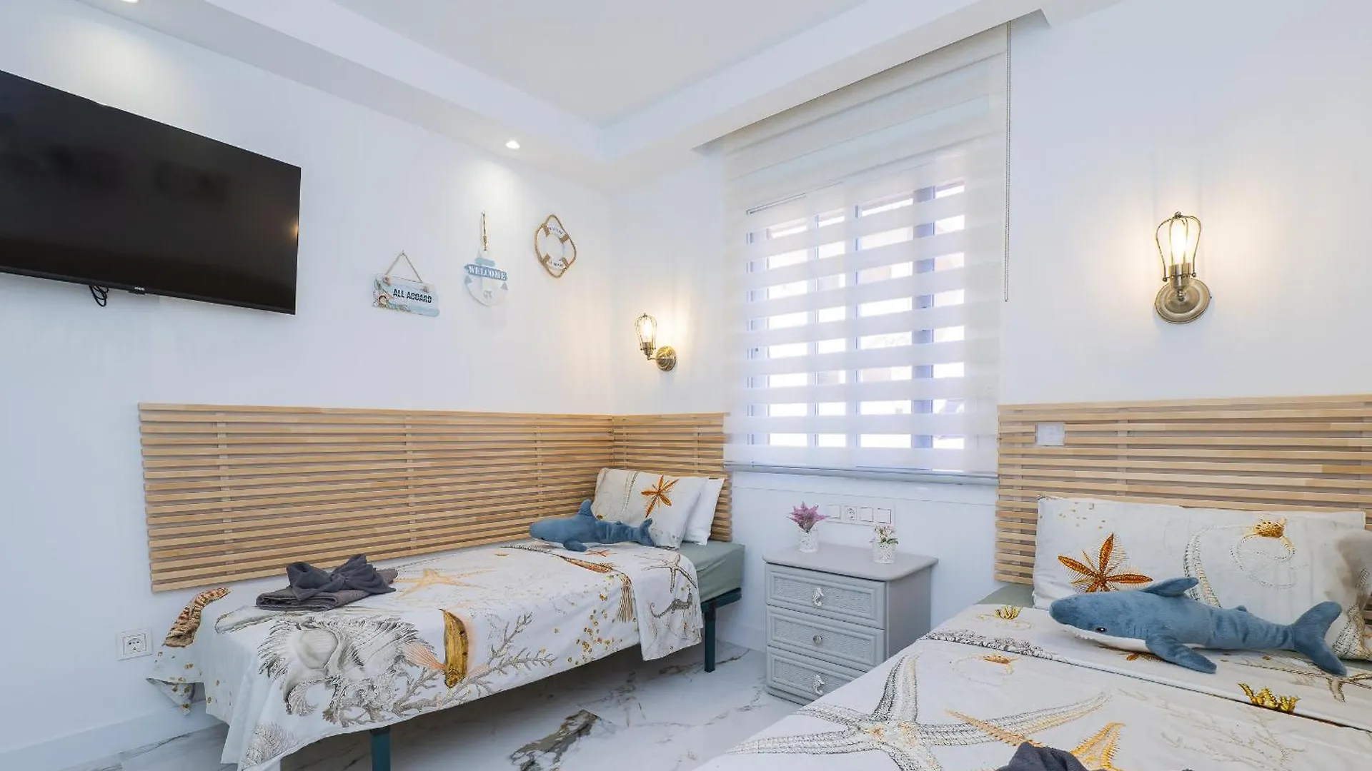 Cubo'S El Faro Beach Apartment With Pool Sitio de Calahonda 0*,